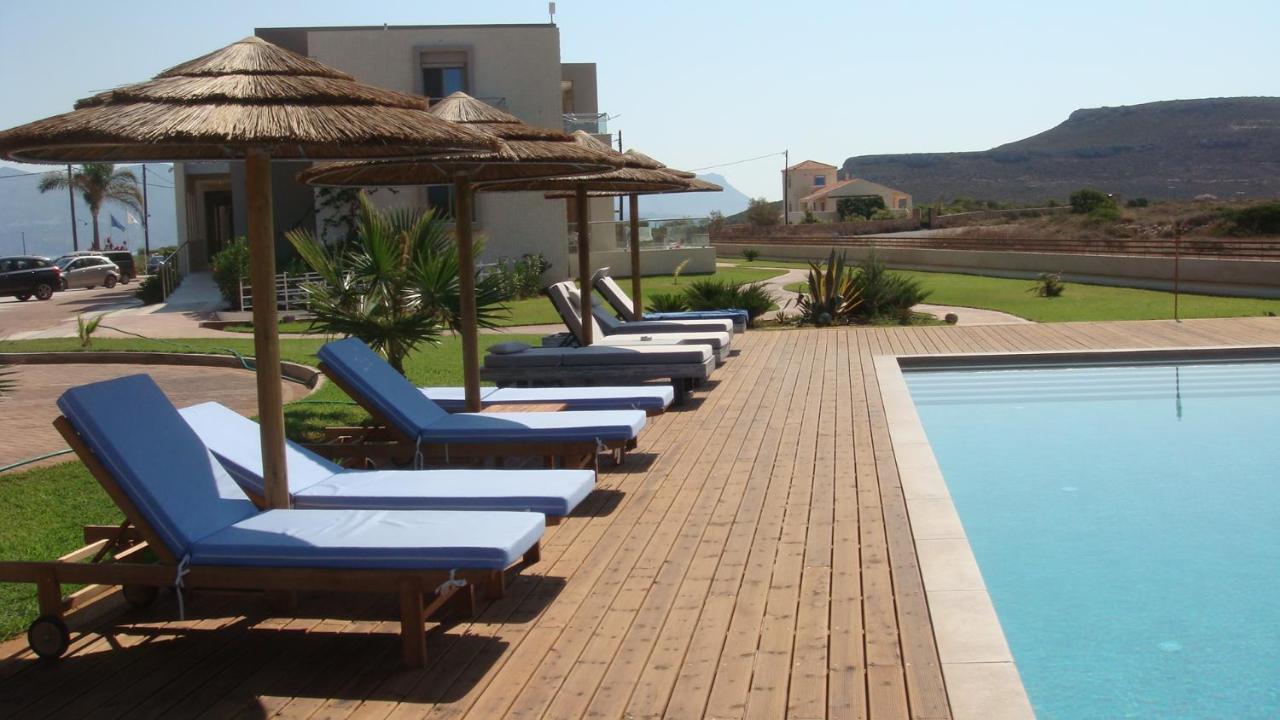 Double Bay Beach Hotel Elafonissos Buitenkant foto
