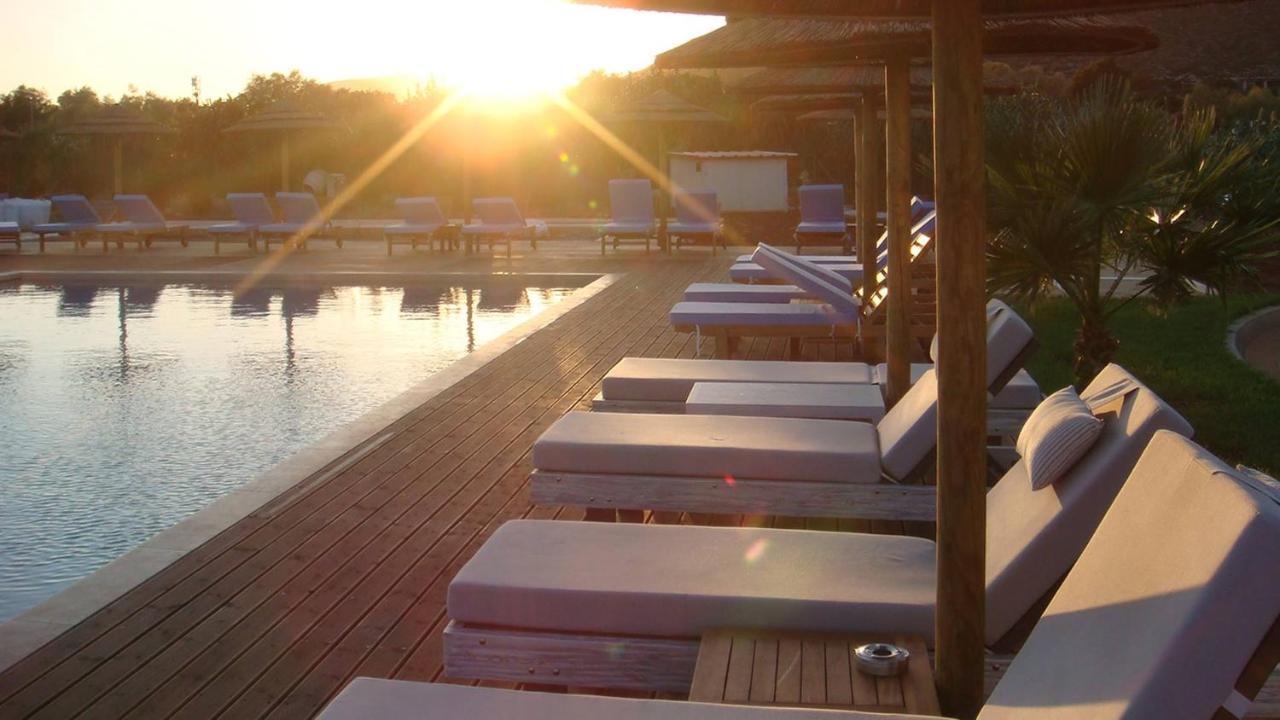 Double Bay Beach Hotel Elafonissos Buitenkant foto
